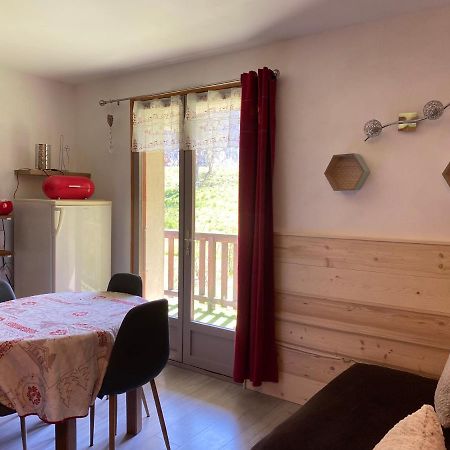 Appartement Lumineux Et Cosy En Rez De Jardin แซ็งต์-แฌร์เวส์-เลส์-แบ็งส์ ภายนอก รูปภาพ